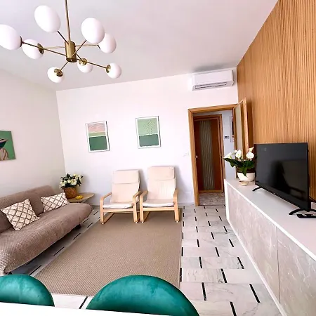 Ottania Mare - Moderno Trilocale Vista Mare, Box Auto E Bici Apartment *